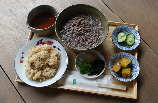 カフェ・ギャラリーしわく屋