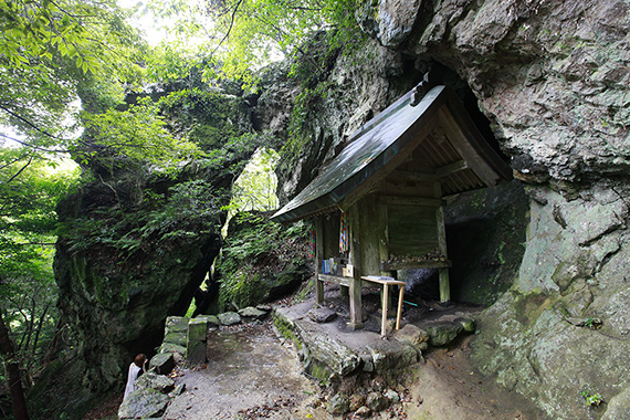 韓竈神社